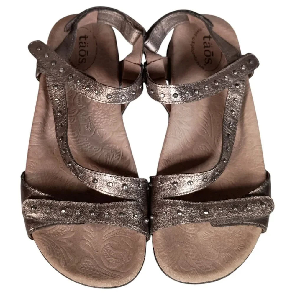 Taos Sandal Flat Pewter Gray Leather Studded Strappy Womens 9